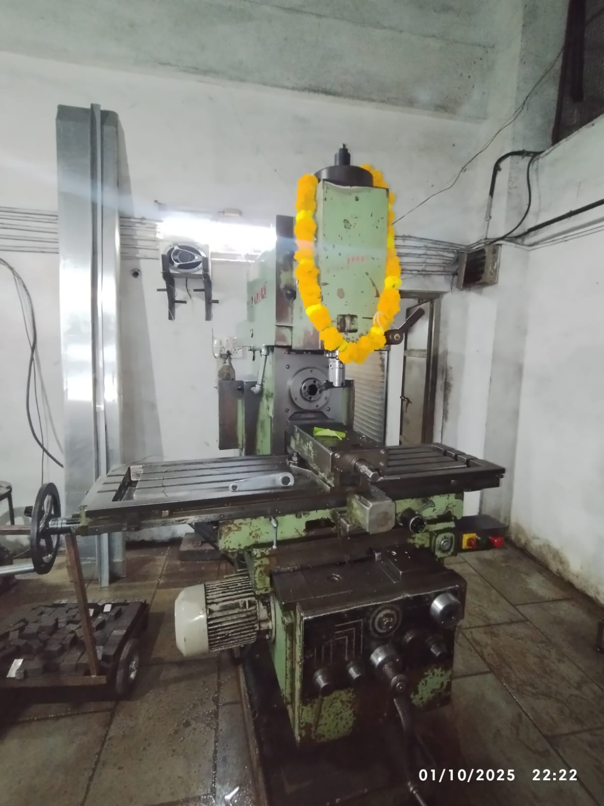 Workshop turning and machining bay